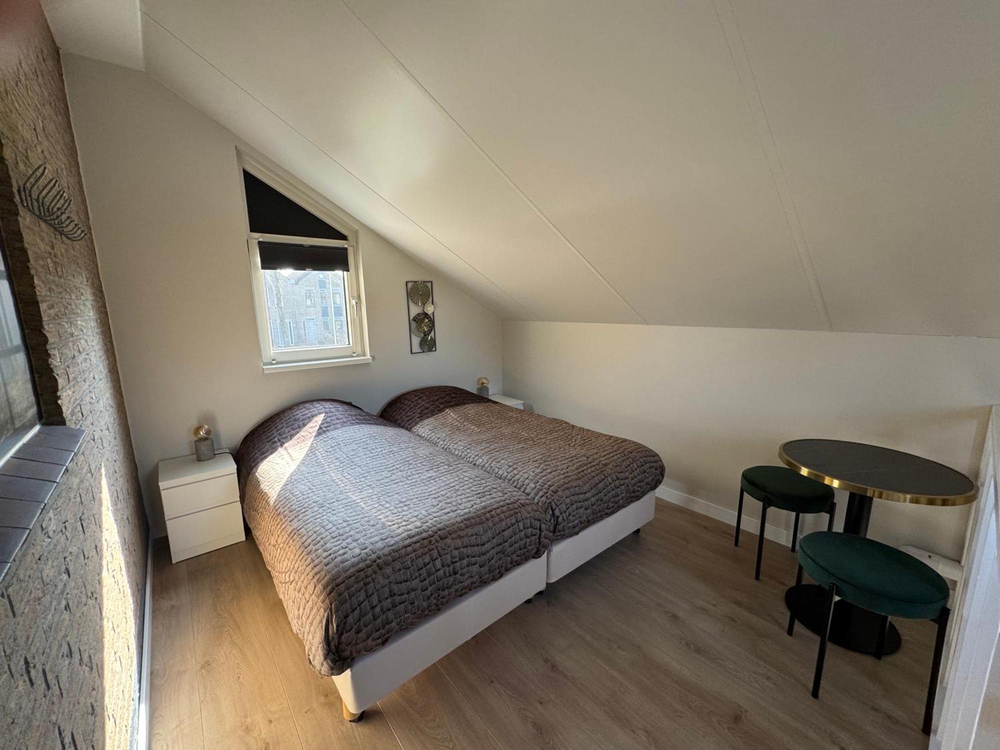 Logies Het Noordwestertje Den Burg Bagian luar foto